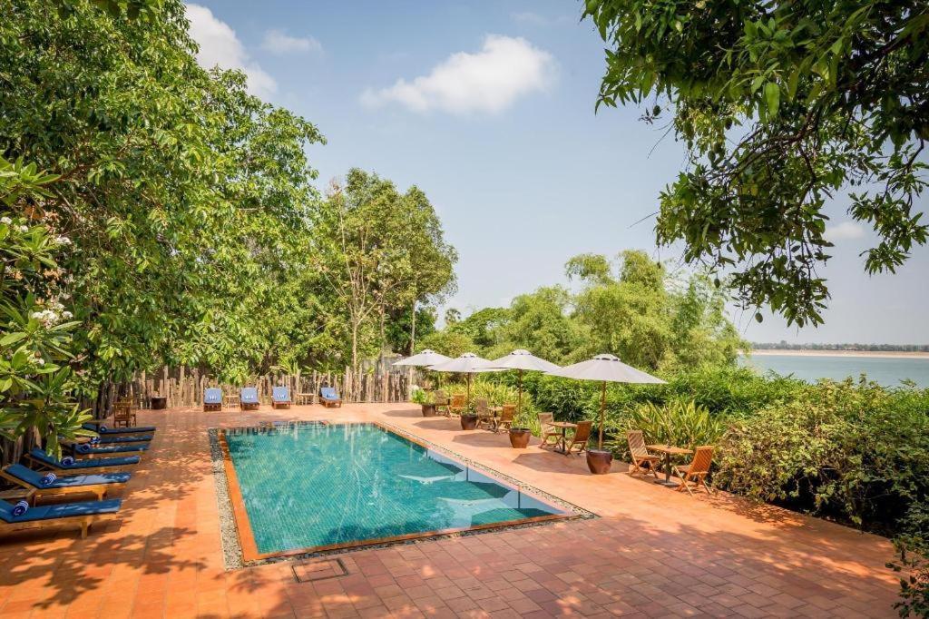 Hotel Le Relais de Chhlong à Kratie Extérieur photo