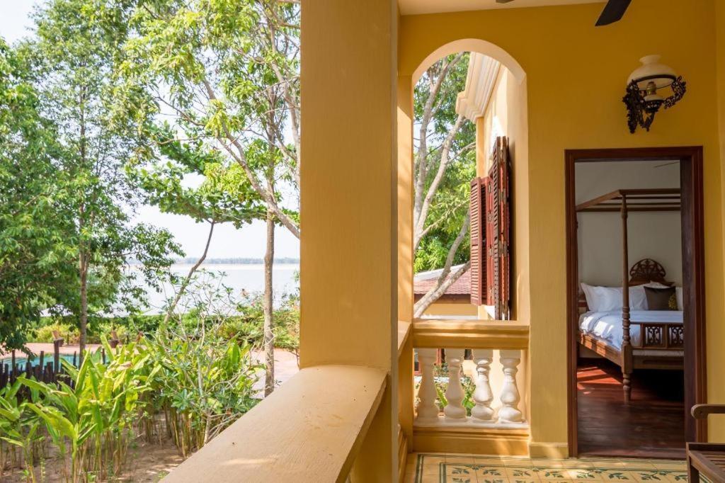 Hotel Le Relais de Chhlong à Kratie Extérieur photo