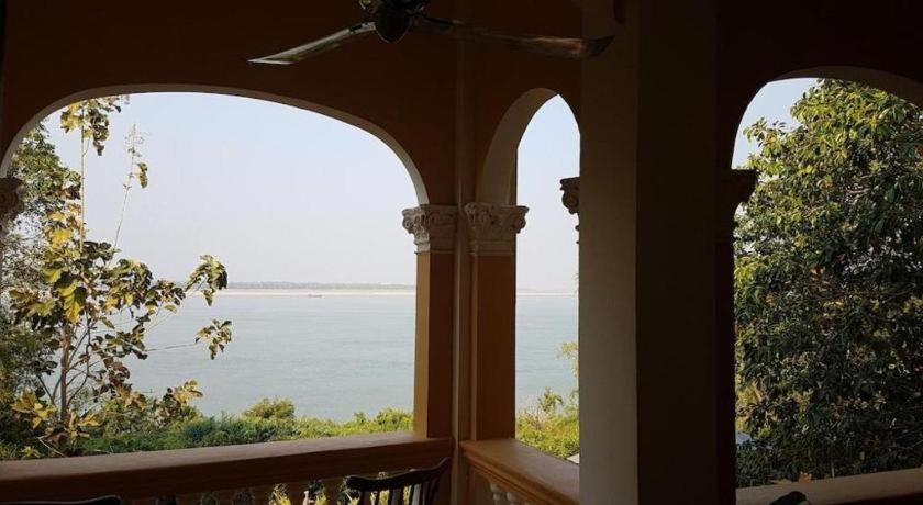 Hotel Le Relais de Chhlong à Kratie Extérieur photo